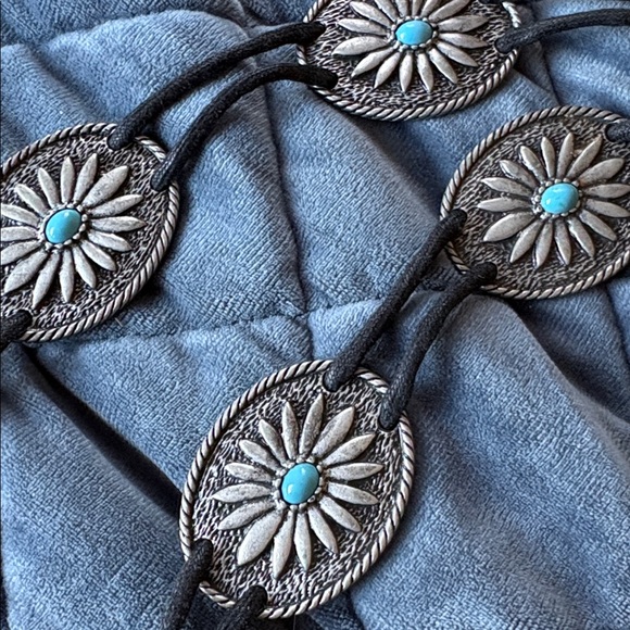 Vintage turquoise and silver concho style belt - Picture 2 of 2